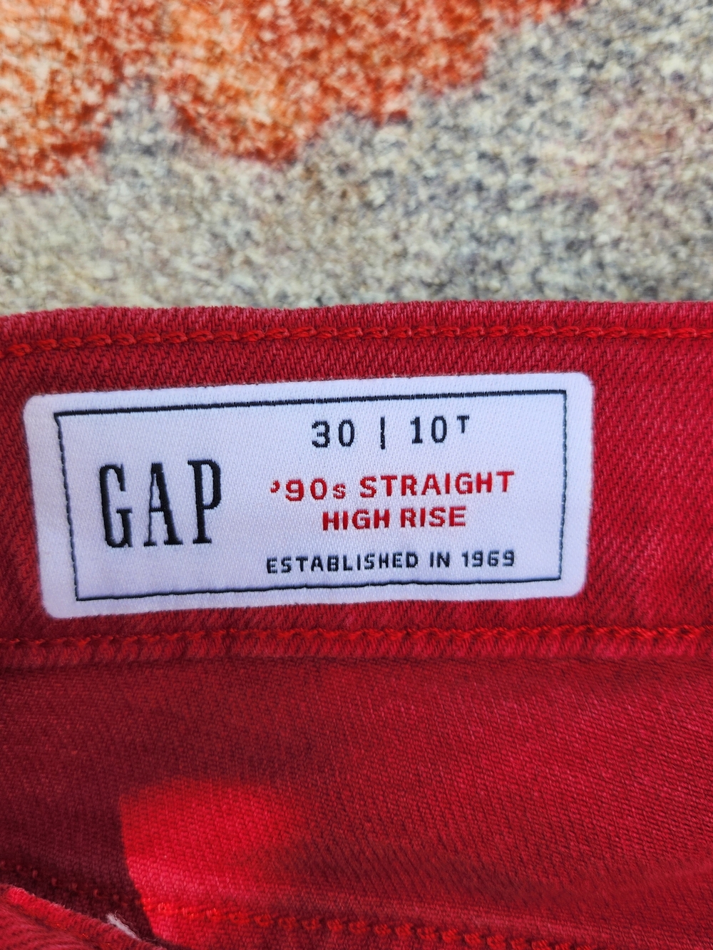 GAP 30/10 Tall/10T 90s Straight High Rise Red Jeans